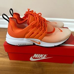 Nike running shoes size 10